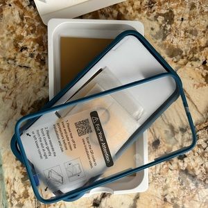 BRAND NEW iPhone 14 Miracasw